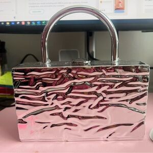 Metallic Box Clutch